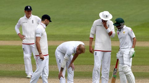 Ben Stokes injury leaves ‘a bit of a hole’, says England coach Trevor Bayliss