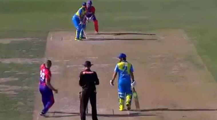 Watch: Romanian bowler floors batsmen with bizarre bowling action in European cricket league